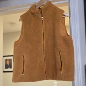 Cozy Sherpa Vest - Camel
